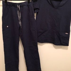 Figs Kade Cargo Scrub Pants in Navy